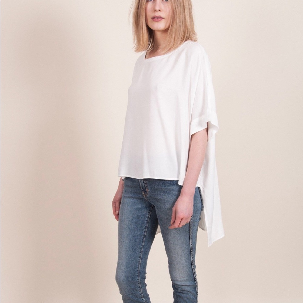 Rodebjer Blouse (in Navy)
